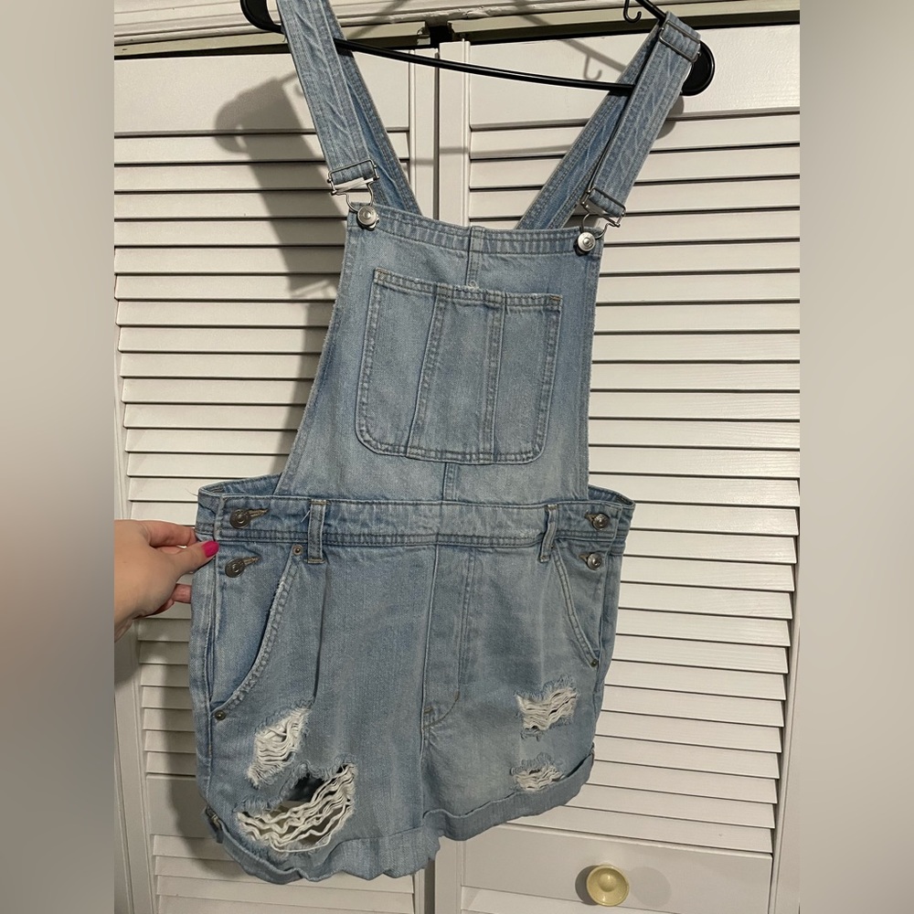 H&M Jean Short overalls size 10
